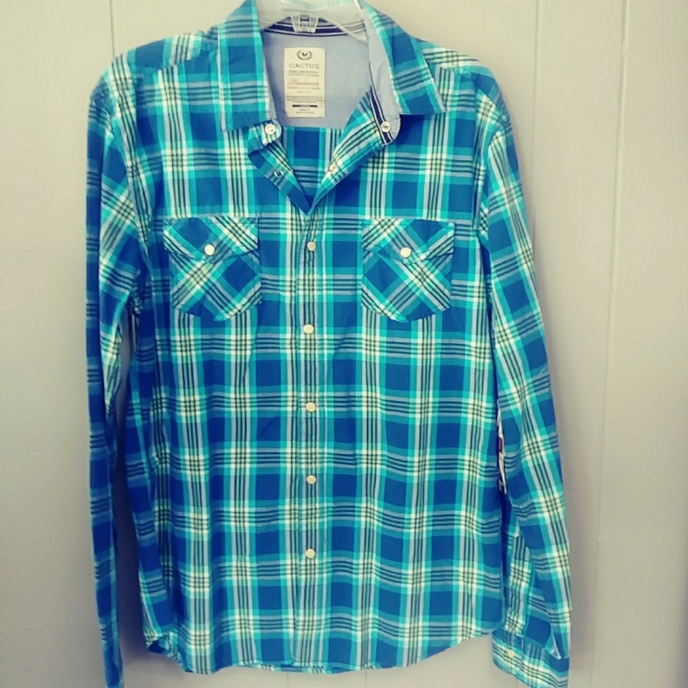 NWT WOMENS PLAID SHIRT, SIZE LG
